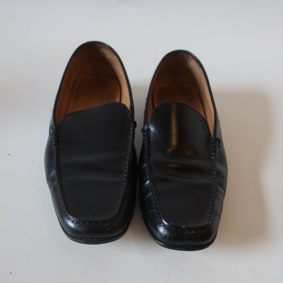 MENS TOD'S BLACK LEATHER SLIP-ON LOAFERS 9 * - Picture 2 of 14